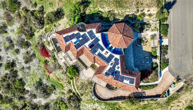 2695 Shady Ridge, Diamond Bar CA: https://media.crmls.org/medias/2f71d732-e339-4996-b7d1-da23d4e2f585.jpg