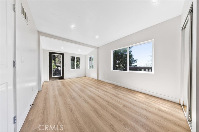 2 Bed Home for Sale in Lake Arrowhead, California