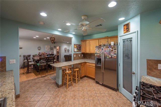 19585 Jurupa Avenue, Bloomington CA: https://media.crmls.org/medias/2f7490ed-2935-4f36-925a-a794fe4b1360.jpg