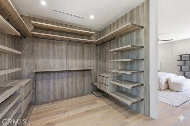 Detail Gallery Image 39 of 62 For 750 California Ave, Venice,  CA 90291 - 4 Beds | 4 Baths