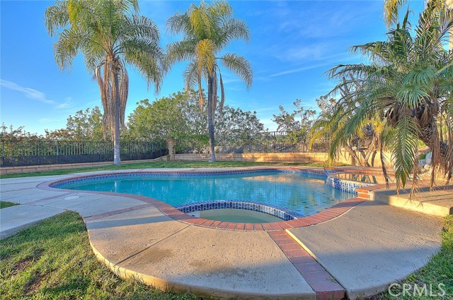 21853 E Snow Creek, Walnut CA: https://media.crmls.org/medias/2f782b8f-c7fc-4a16-bdf6-79835c1a3705.jpg