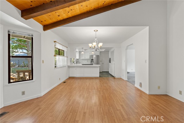 1585 Gate Lane, Paradise CA: https://media.crmls.org/medias/2f790207-897e-42e0-8327-1cfe92636d94.jpg