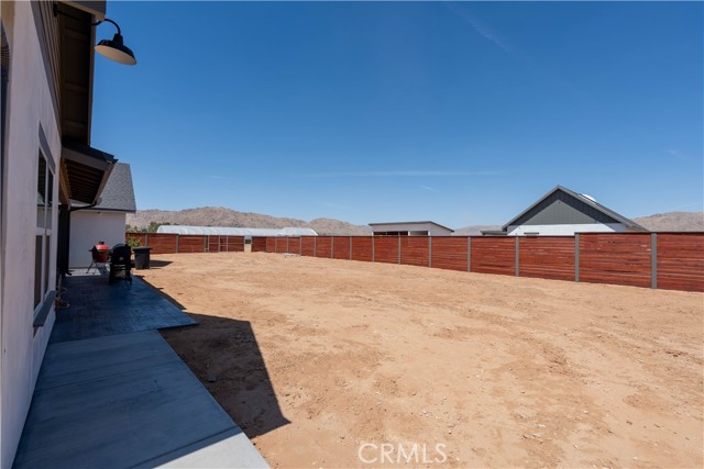 23670 Shirwaun, Apple Valley CA: https://media.crmls.org/medias/2f7961f2-1c45-4fc6-a662-fe1cfc2595e1.jpg