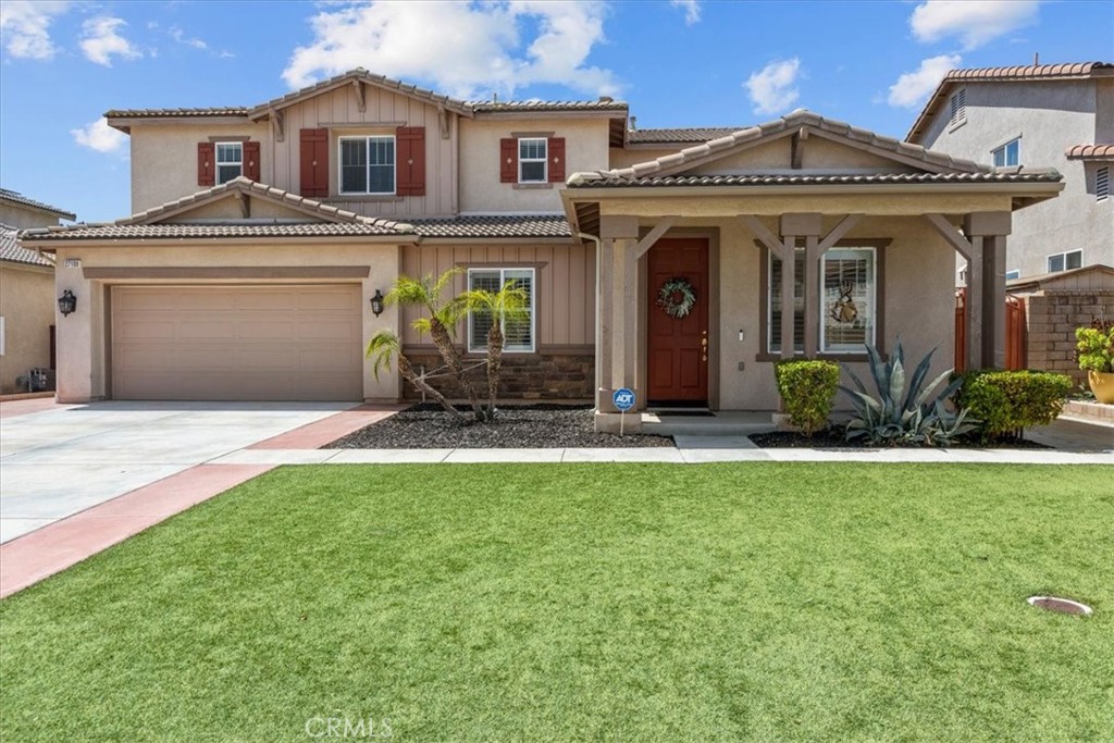 27109 Woodglen Lane