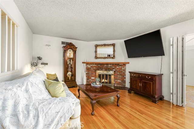 421 South Mesita Place, West Covina, CA, 91791 421 South Mesita Place, West Covina, CA, 91791