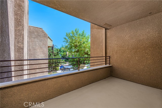 16866 Kingsbury photo 17