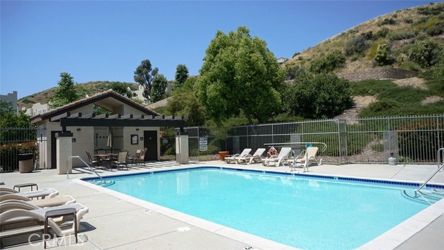 Detail Gallery Image 31 of 31 For 27949 Avalon Dr, Canyon Country,  CA 91351 - 2 Beds | 2 Baths