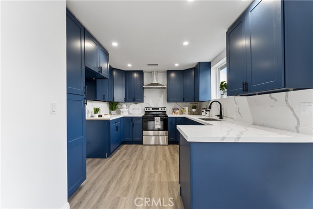 Detail Gallery Image 11 of 43 For 540 W 118th St, Los Angeles,  CA 90044 - 6 Beds | 5 Baths