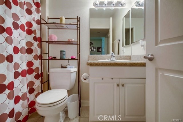 Detail Gallery Image 13 of 22 For 21550 Burbank Bld #205,  Woodland Hills,  CA 91367 - 2 Beds | 2 Baths