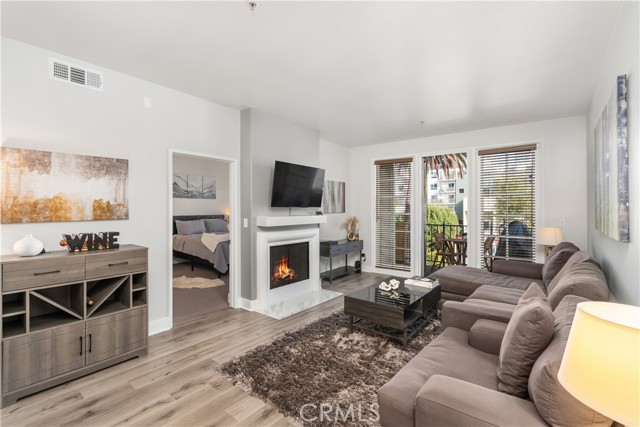 Detail Gallery Image 1 of 37 For 1225 Armacost Ave #207,  Los Angeles,  CA 90025 - 2 Beds | 2 Baths