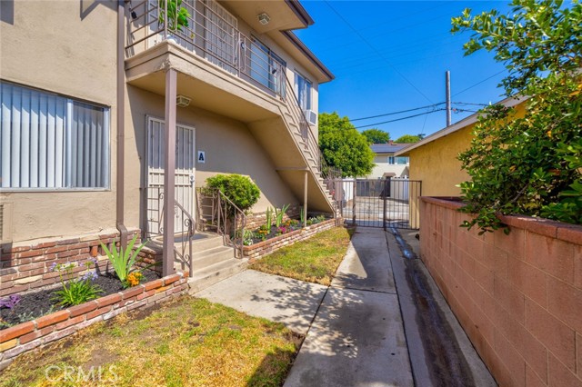 2912 W Via Acosta, Montebello CA: https://media.crmls.org/medias/2f7d4540-0a0f-49ba-96b0-4eef58dcfbd6.jpg