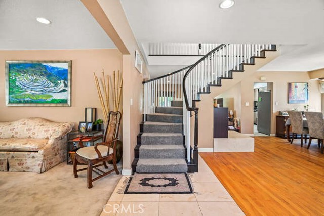 732 Cordova Avenue, Glendale CA: https://media.crmls.org/medias/2f7d98b8-01cb-4dca-a31b-2d93700787fb.jpg