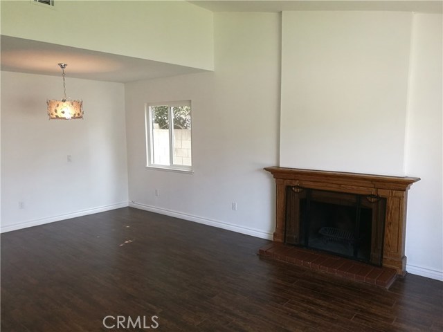2762 E Saint Andrews Street, Ontario CA: https://media.crmls.org/medias/2f7e6138-5007-4807-bfaf-4776517f6fb5.jpg