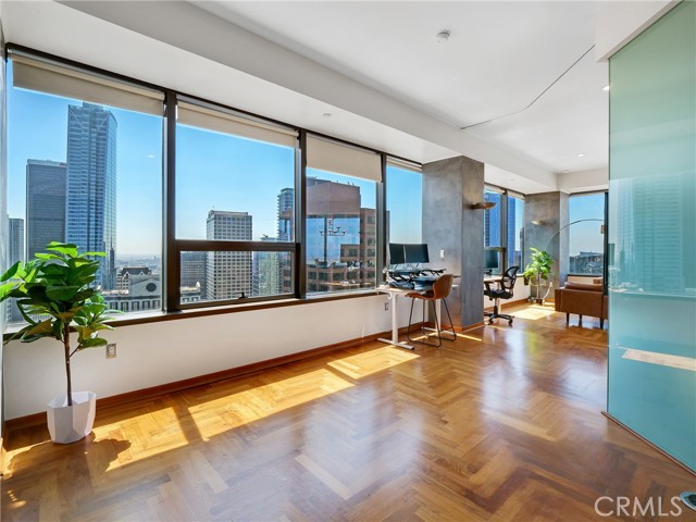 Detail Gallery Image 23 of 49 For 1100 Wilshire Bld #2911,  Los Angeles,  CA 90017 - 2 Beds | 1 Baths