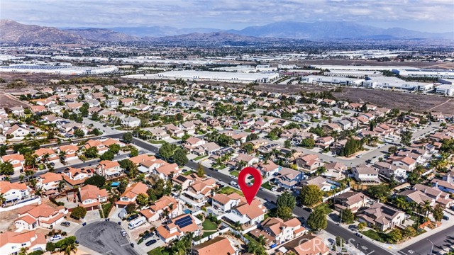 8377 Yarrow Lane, Riverside CA: https://media.crmls.org/medias/2f7eb2ae-2a1b-4cd9-b826-779a1557d18a.jpg