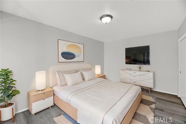 Image 21 of 60 For 7526 Jerez Court 4