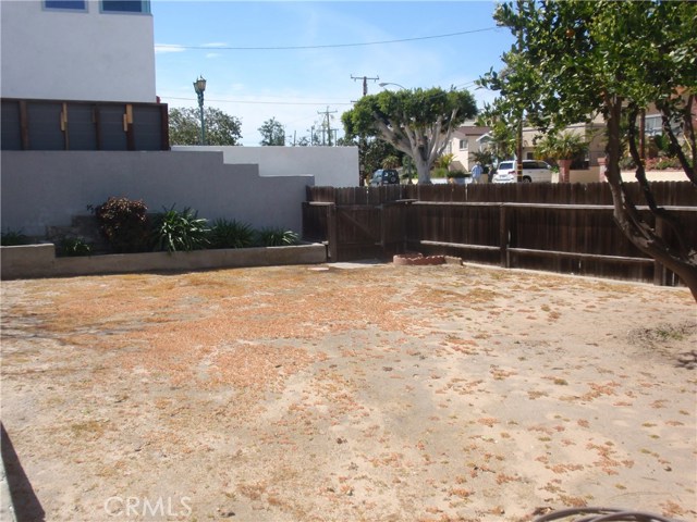 615 El Redondo Avenue, Redondo Beach, California 90277, 2 Bedrooms Bedrooms, ,1 BathroomBathrooms,Residential,Sold,El Redondo,PV17057674