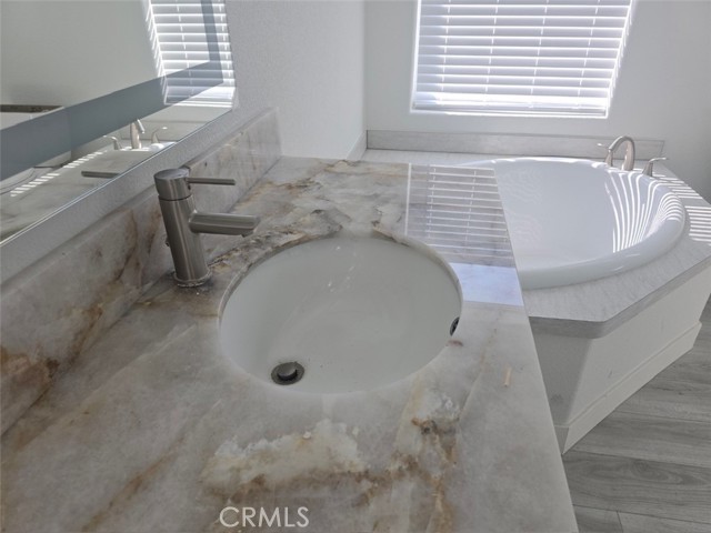 21500 Lassen, Chatsworth CA: https://media.crmls.org/medias/2f7edfcc-7073-4622-9c7d-4936ec28d238.jpg