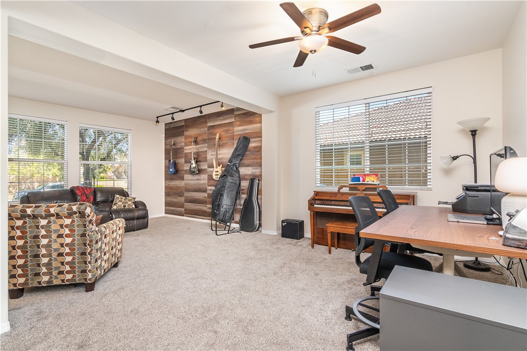Detail Gallery Image 42 of 53 For 31553 Meadow Ln, Winchester,  CA 92596 - 5 Beds | 4 Baths
