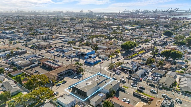 Image 49 of 54 For 1303 Anaheim Street