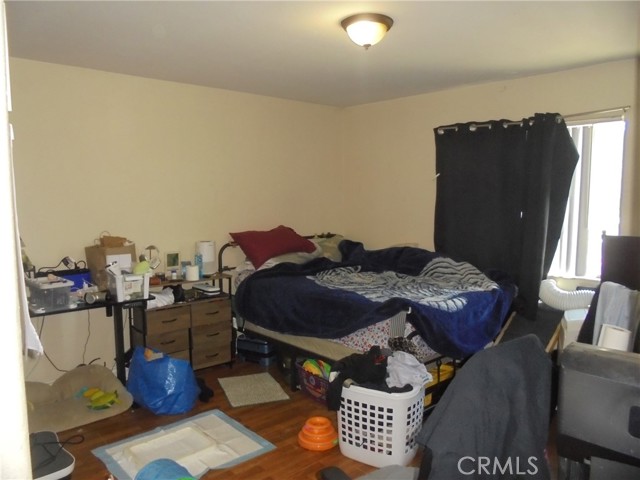 Detail Gallery Image 12 of 16 For 548 N Reservoir, Pomona,  CA 91767 - 4 Beds | 2 Baths