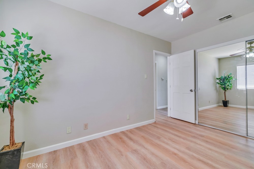 MLS #IV25254586 image #11