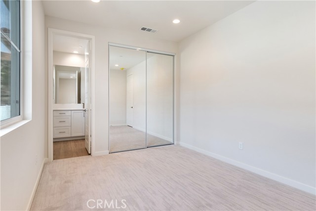 Detail Gallery Image 44 of 48 For 6536 Canyon Oaks Dr, Simi Valley,  CA 93063 - 5 Beds | 5/1 Baths