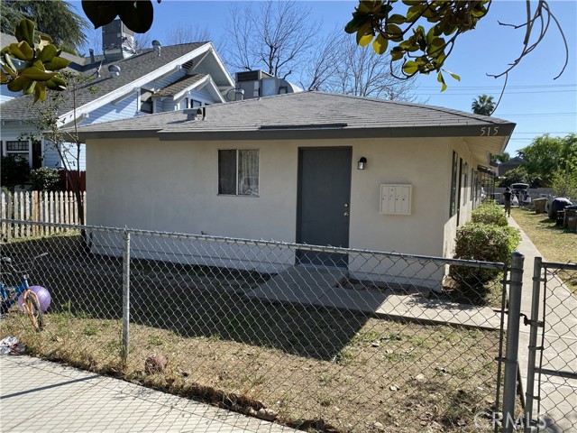 Detail Gallery Image 2 of 5 For 515 Niles St #C,  Bakersfield,  CA 93305 - 1 Beds | 1 Baths