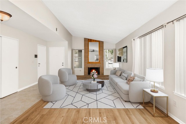 Detail Gallery Image 2 of 22 For 27981 Clifton St, Highland,  CA 92346 - 3 Beds | 2 Baths
