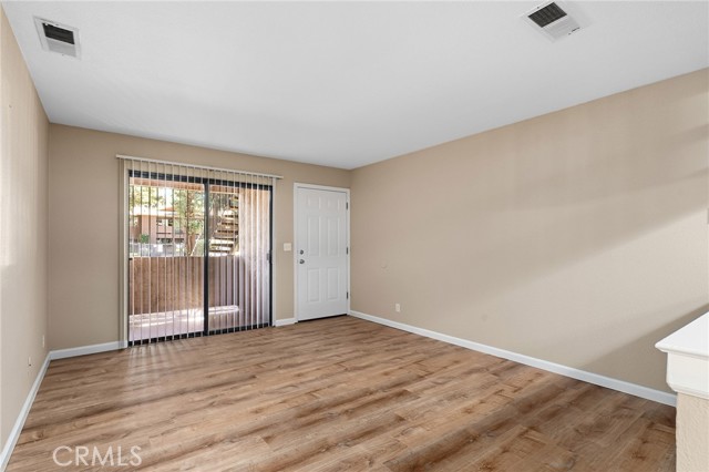 Detail Gallery Image 3 of 38 For 1114 Nord Ave #17,  Chico,  CA 95926 - 3 Beds | 2 Baths