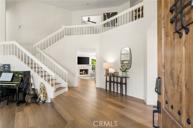 5 Bergamo, Irvine CA: https://media.crmls.org/medias/2f85825f-2968-406f-a0e8-fc765b50c9a4.jpg