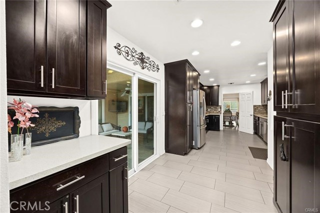 Detail Gallery Image 5 of 16 For 2020 Canada Bld, Glendale,  CA 91208 - 4 Beds | 3 Baths