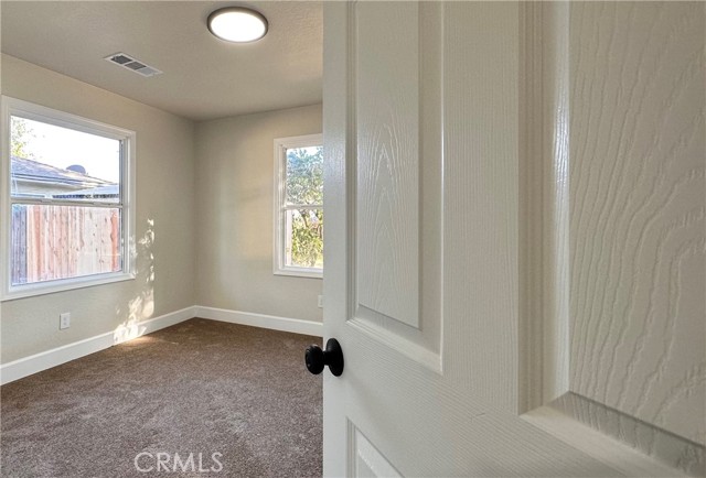 Detail Gallery Image 8 of 15 For 2404 Miller Ave, Modesto,  CA 95354 - 2 Beds | 1 Baths