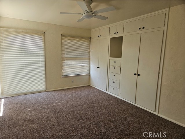 809 Arville Avenue, Barstow CA: https://media.crmls.org/medias/2f85c8ed-94b8-4772-a1b0-a0c823fbc403.jpg