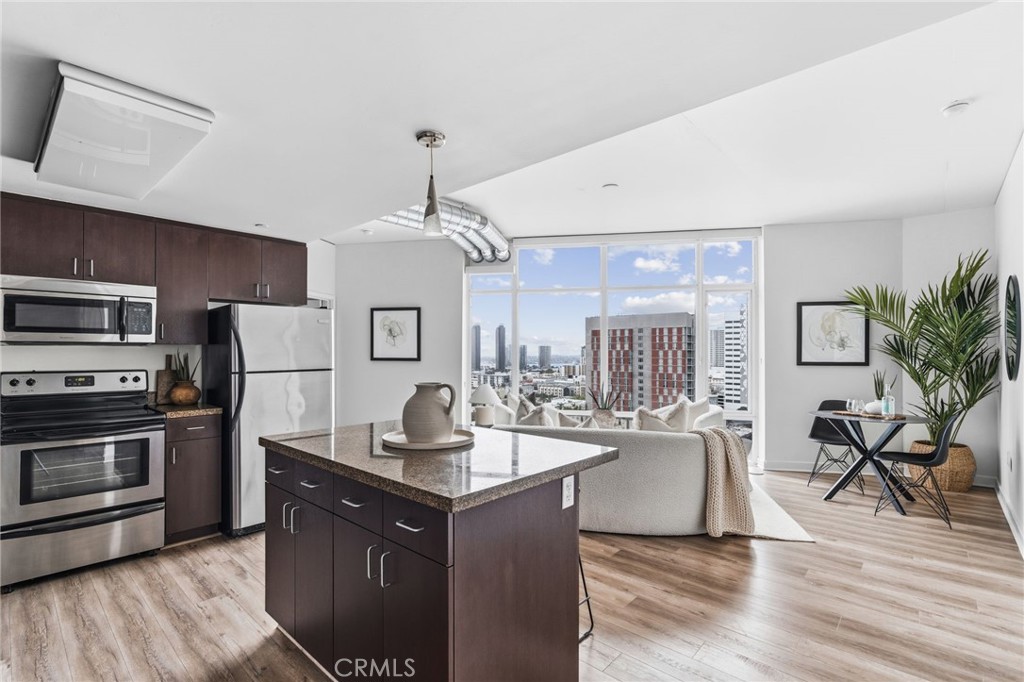 1080 Park Blvd - photo 4