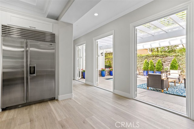Detail Gallery Image 23 of 74 For 508 Westminster Ave, Newport Beach,  CA 92663 - 5 Beds | 5/1 Baths