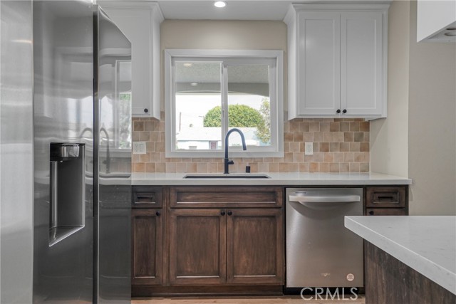 Detail Gallery Image 6 of 52 For 7909 Aldea Ave, Lake Balboa,  CA 91406 - – Beds | – Baths