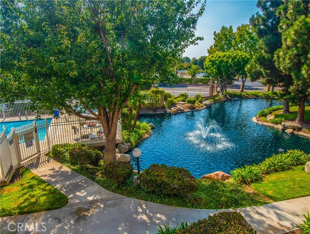 16551 Grunion, Huntington Beach CA: https://media.crmls.org/medias/2f889aaf-89a5-4a1f-b6ab-7ad4bcd3ef03.jpg