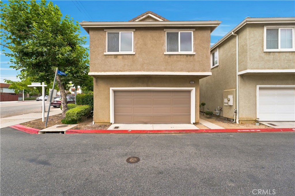 13471 Sunny Palms Ln