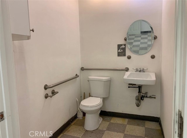  Commercial for Sale in San Fernando, California