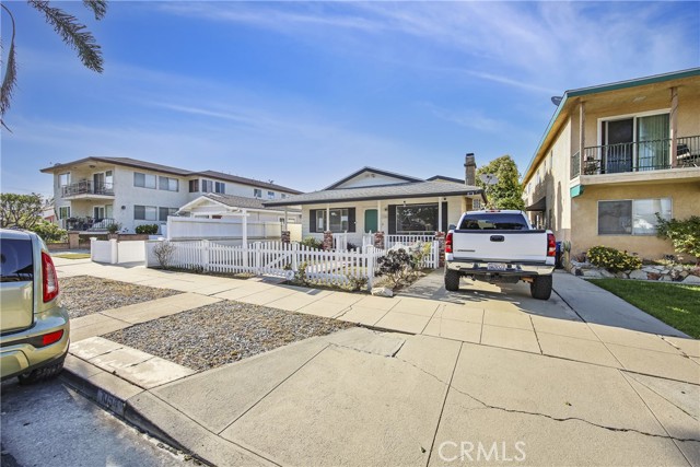 1054 West 23rd Street photo 4