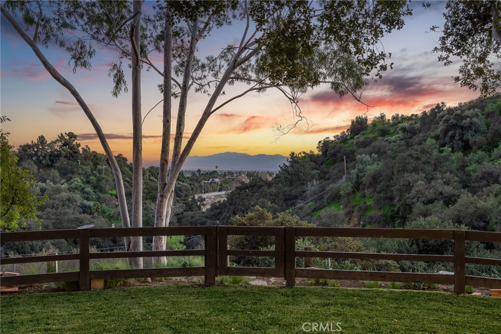 4625 Live Oak Canyon Rd