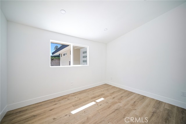 7831 Capistrano photo 35