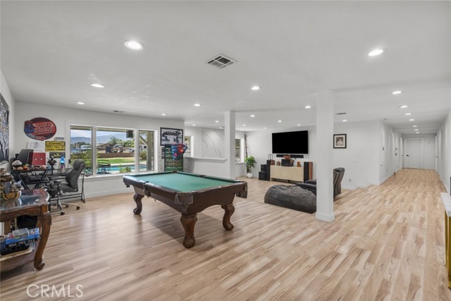 2556 W Avenue N 4, Palmdale CA: https://media.crmls.org/medias/2f8cc05c-fc5f-4917-9afc-8b4d541ccb08.jpg