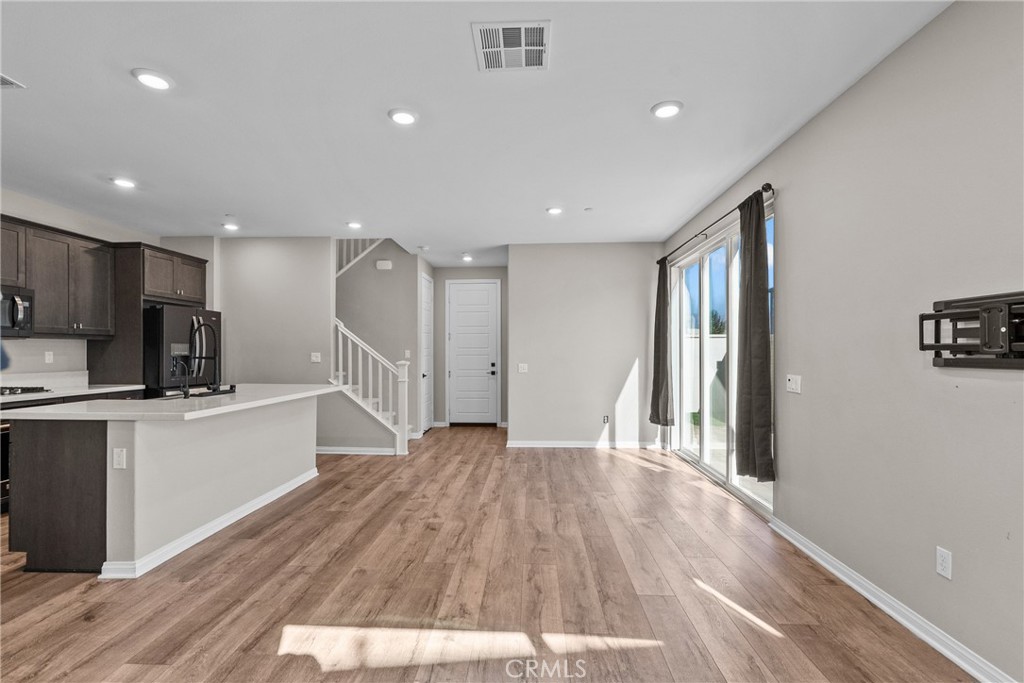 MLS #SR25241570 image #11