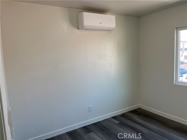 Detail Gallery Image 13 of 33 For 1257 Velasco, Los Angeles,  CA 90023 - 4 Beds | 1 Baths