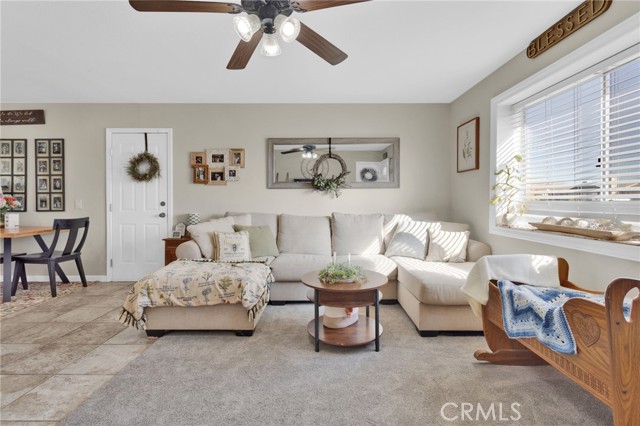 Detail Gallery Image 7 of 42 For 16654 Pawnee, Apple Valley,  CA 92307 - 3 Beds | 2 Baths