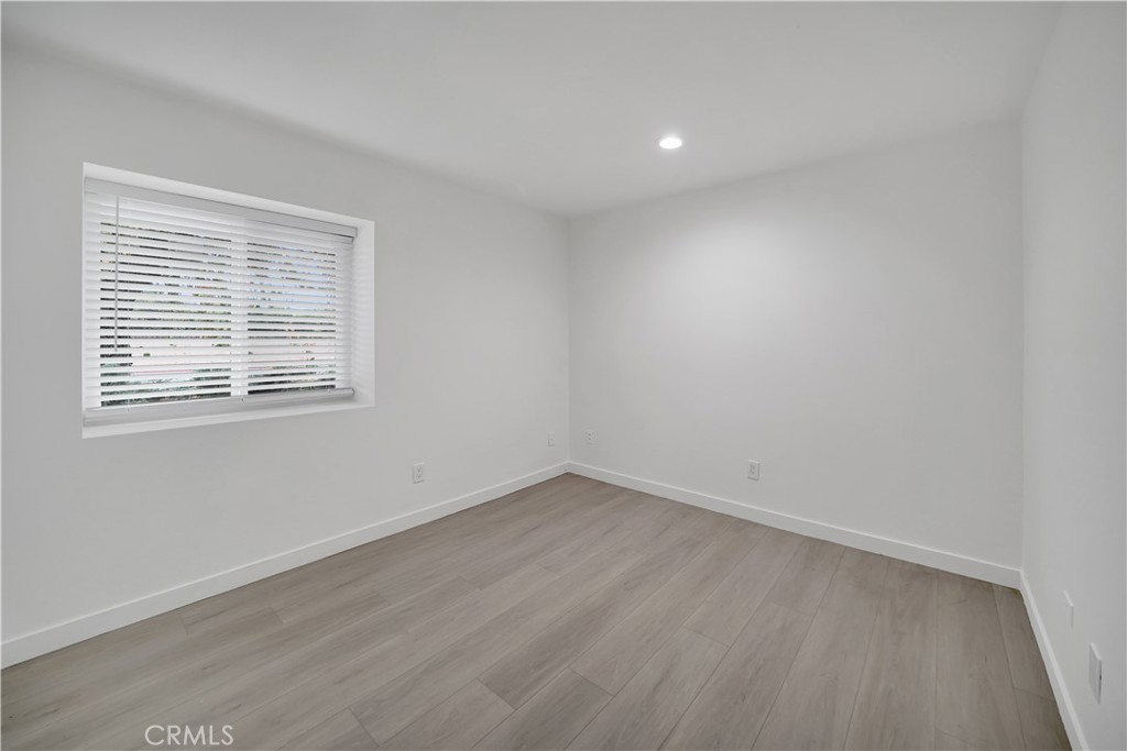 2f8e3d81 F817 4355 8453 22cce0e418ed