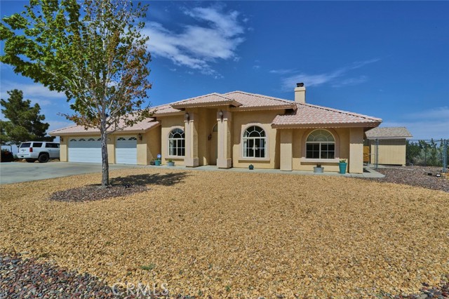 8825 Wintergreen Rd, Pinon Hills, CA 92372