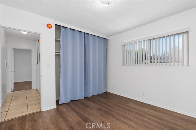 841 W 5th, San Pedro CA: https://media.crmls.org/medias/2f8f1d27-2922-4800-8eb7-83c78b2d56c9.jpg